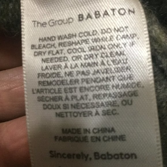 The Group Babaton cowl neck has 25% Alpaca and 10% wool size small - Picture 5 of 7